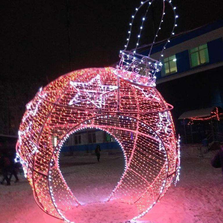 Изготовление инсталляций. Новогодний шар